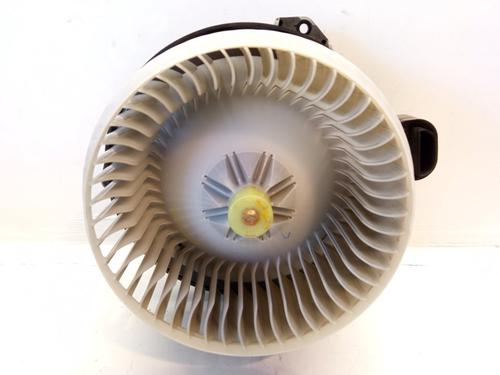 Used Heater blower motor TOYOTA LAND CRUISER PRADO (_J15_) 2.8 D-4D (GDJ150_, GDJ155_, GDJ150, GDJ151) (177 hp) 9844347