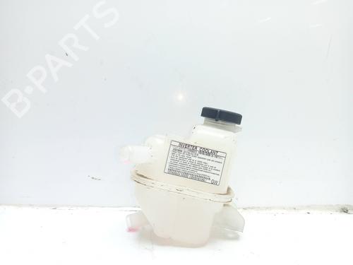 expansion-tank-toyota-yaris-_p13_-g91h0k0020-2010-2011-2012-2013-2014-2015-2016-2017-2018-2019-2020-22188382 main image
