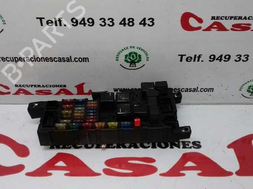 Used Fuse box Fuse box 10275408 10275408