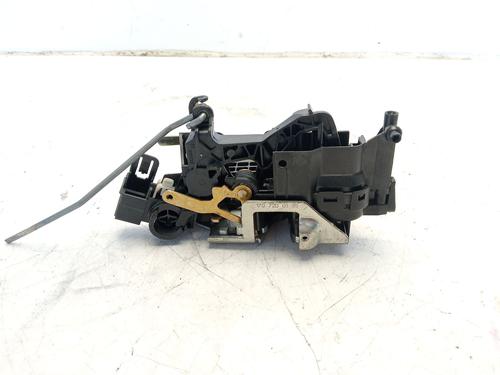Used Front left lock MERCEDES-BENZ SLK (R170) 200 (170.435) (136 hp) 30793692