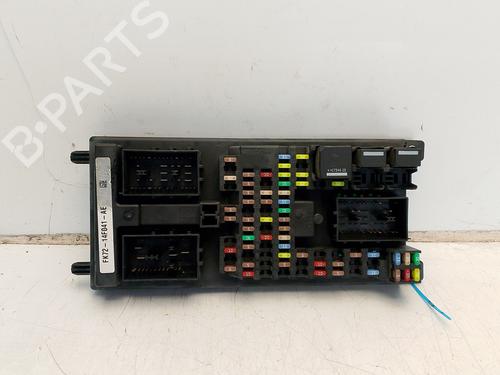 Used Fuse box Fuse box 36701590 36701590