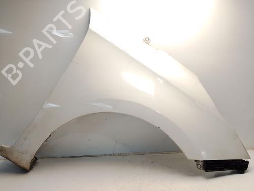 right-front-fenders-kia-carens-iv-2013-32772177 main image