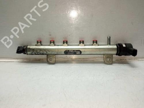 Used Injection rail Injection rail 9624501 9624501