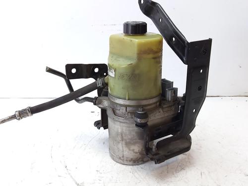 Used Steering pump FORD FOCUS II (DA_, HCP, DP) [2004-2013]  31145931