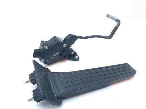 Used Pedal Pedal 16772553 16772553