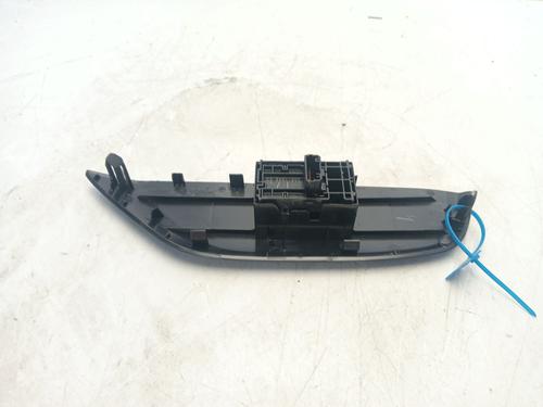 Right front window switch TOYOTA YARIS CROSS (MXP_) 1.5 Hybrid (MXPJ10) | BP30619199I26 - Image 3