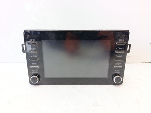 display-monitor-toyota-yaris-_p13_-2010-2011-2012-2013-2014-2015-2016-2017-2018-2019-2020-33538554 main image