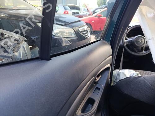 rear-left-window-mechanism-toyota-yaris-cross-mxp_-2020-37695379 main image