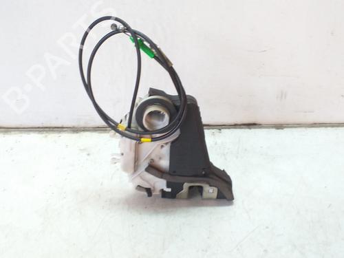 Used Rear right lock TOYOTA YARIS (_P13_) 1.5 (NSP131_) (112 hp) 10164881