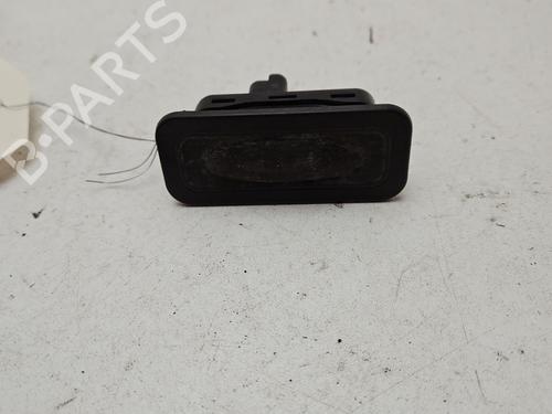 Used Tailgate handle RENAULT GRAND SCÉNIC III (JZ0/1_) 1.5 dCi (JZ09, JZ0D, JZ10, JZ14, JZ1G, JZ29, JZ2C) (110 hp) 31368513