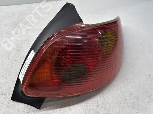 Used Right taillight PEUGEOT 206 Hatchback (2A/C) 1.4 16V (88 hp) 29368305