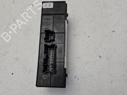 Left front window switch NISSAN JUKE (F15) 1.2 DIG-T | BP37658409I27 - Image 3