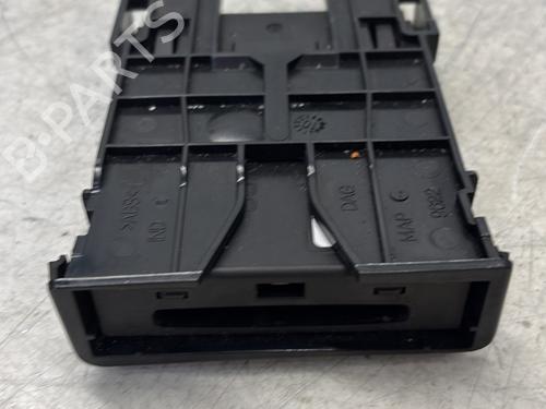 Card reader RENAULT LAGUNA III (BT0/1) 1.5 dCi (BT00, BT0A, BT0T, BT1J) | BP29365330E4 