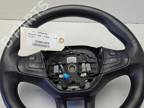 Used Steering wheel Steering wheel PEUGEOT 208 I (CA_, CC_) 1.6 HDi (92 hp) 33569598 33569598