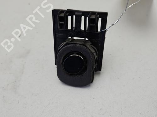 Used Tailgate handle Tailgate handle PEUGEOT 407 (6D_) 2.0 HDi 135 (6DRHRH, 6DRHRE, 6DRHRG, 6DRHRJ) (136 hp) 31847652 31847652