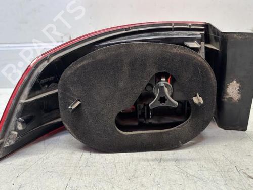Høyre baklys RENAULT LAGUNA II (BG0/1_) 1.9 dCi (BG1A, BG1W, BG0G) (110 hp) 29367631