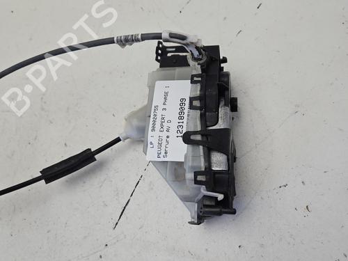 front-right-lock-peugeot-expert-van-v_-2016-33322728 main image