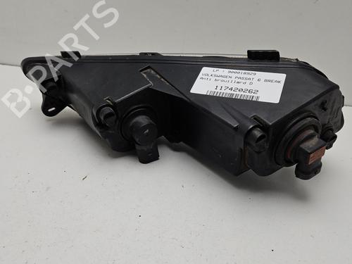 right-front-fog-light-vw-passat-b7-variant-365-2010-2011-2012-2013-2014-2015-30711284 main image