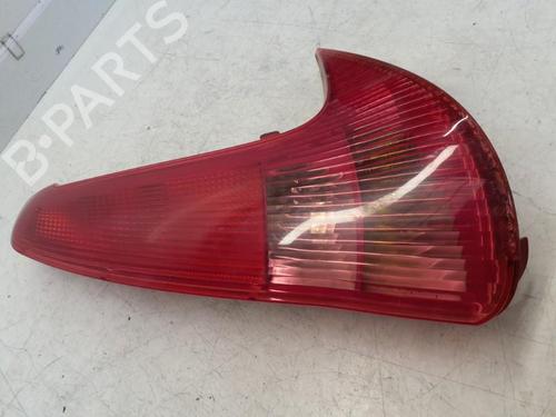 Høyre baklys PEUGEOT 206 Hatchback (2A/C) 2.0 HDI 90 (90 hp) 29370037