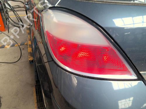 Used Left taillight Left taillight OPEL ASTRA H (A04) 1.6 (L48) (105 hp) 33680334 33680334