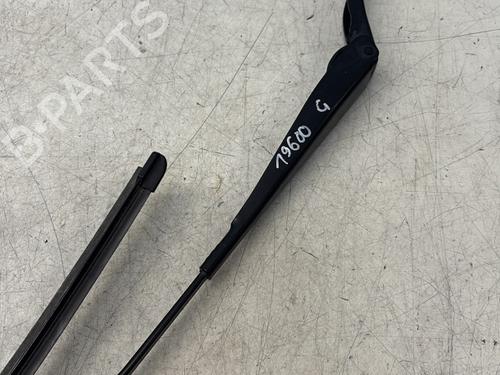 Front windshield wiper arm PEUGEOT 2008 I (CU_) 1.2 VTi | BP29364500C143 