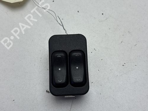 Used Left front window switch OPEL CORSA C (X01) 1.4 (F08, F68) (90 hp) 30156300