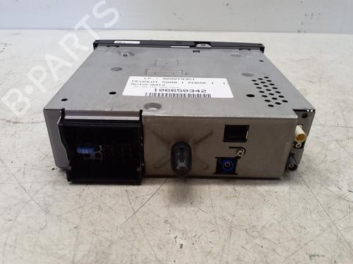 Used Radio Radio 29363483 29363483