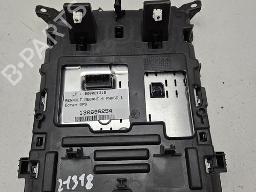 display-monitor-renault-megane-iv-hatchback-b9amn_-2015-38514711 main image