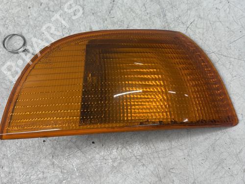 Blinklys fortil højre FIAT PUNTO (176_) 60 1.2 (176AP, 176AR, 176AQ, 176BB) (60 hp) 31957139