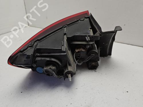 right-taillight-renault-megane-iv-hatchback-b9amn_-2015-38514701 main image