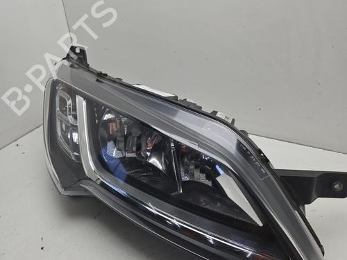 Used Right headlight Right headlight PEUGEOT BOXER Van 2.2 BlueHDi 140 (140 hp) 32187696 32187696