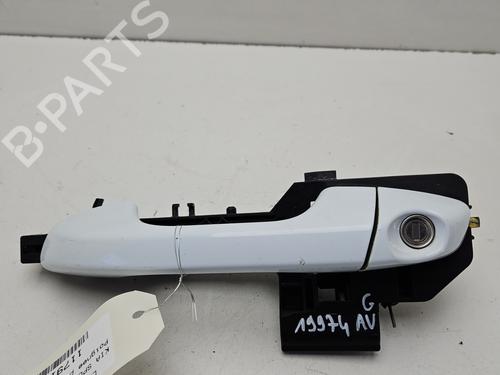 Used Front left exterior door handle KIA SPORTAGE IV (QL, QLE) 1.7 CRDi (141 hp) 30876046