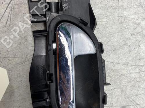 Front left interior door handle PEUGEOT 3008 I MPV (0U_) 2.0 HDi Hybrid4 (0URHCA) | BP29367249I13 