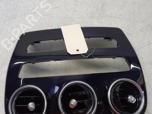Air vent MERCEDES-BENZ C-CLASS (W205) C 220 BlueTEC / d (205.002, 205.004) | BP29366918I21 
