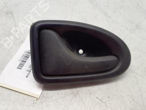 Used Front left exterior door handle DACIA LOGAN (LS_) 1.4 (LS0A, LS0C, LS0E, LS0G) (75 hp) 29370184