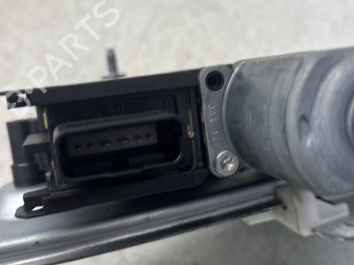 Used Rear right window mechanism Rear right window mechanism PEUGEOT 2008 I (CU_) 1.2 VTi (82 hp) 29361998 29361998