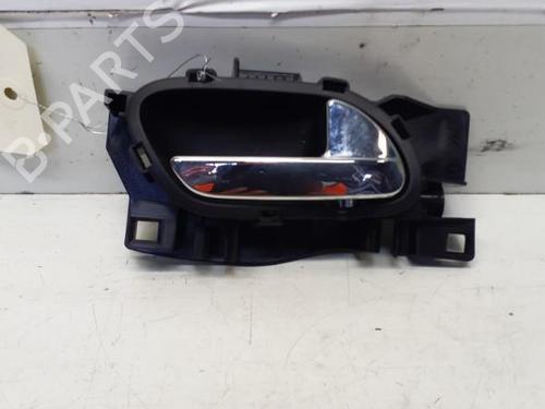 Used Front right interior door handle PEUGEOT 5008 (0U_, 0E_) 1.6 HDi (110 hp) 29367170