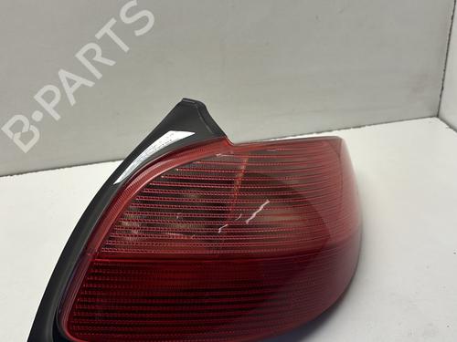 Używane Lampa tylna prawa PEUGEOT 206 Hatchback (2A/C) 1.9 D (69 hp) 29361811