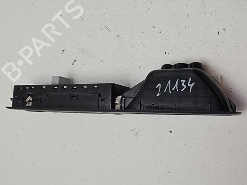 left-front-window-switch-renault-clio-iii-br01-cr01-2005-2006-2007-2008-2009-2010-2011-2012-2013-2014-36556287 main image