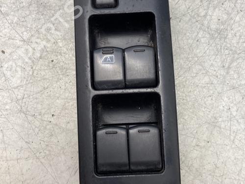 Used Switch NISSAN QASHQAI I (J10, NJ10) 1.5 dCi (106 hp) 29362075