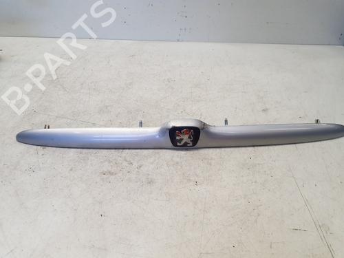 Used Tailgate trim Tailgate trim PEUGEOT 206 Hatchback (2A/C) 2.0 HDI 90 (90 hp) 29363553 29363553