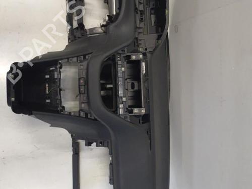 Used Dashboard Dashboard PEUGEOT 2008 I (CU_) 1.2 VTi (82 hp) 29367087 29367087