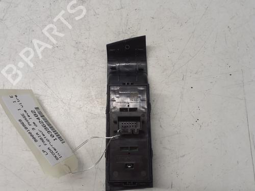 Left front window switch SKODA FABIA III (NJ3) 1.0 TSI | BP29362674I27 
