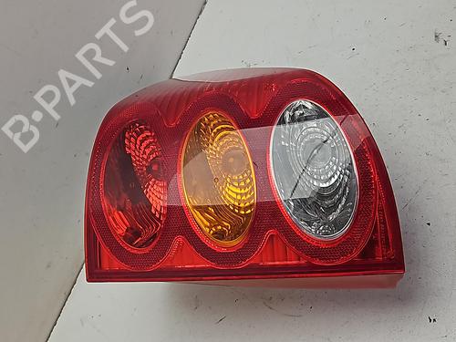 right-taillight-peugeot-1007-km_-2005-36556312 main image