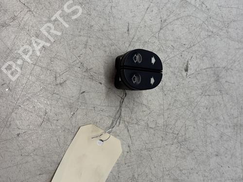 Interruttore FORD FIESTA V (JH_, JD_) 1.4 TDCi (68 hp) 31957107
