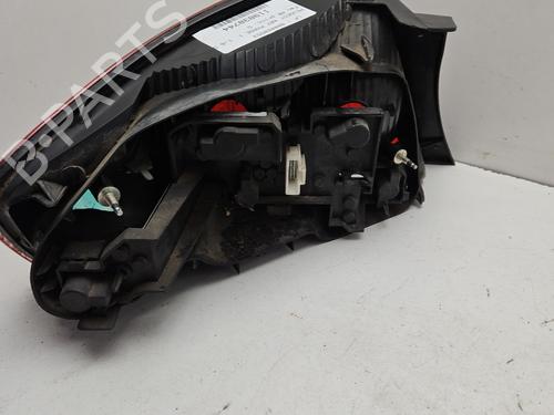 right-taillight-peugeot-407-6d_-2004-2005-2006-2007-2008-2009-2010-2011-32266644 main image