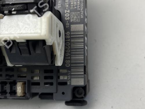 Fuse box CITROËN C4 Picasso II 1.6 BlueHDi 120 | BP30059046E1