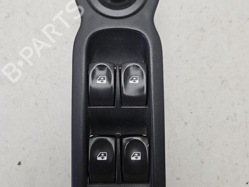 Used Left front window switch Left front window switch RENAULT MODUS / GRAND MODUS (F/JP0_) 1.5 dCi (JP0G, JP0H) (106 hp) 39690529 39690529