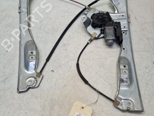 Rudehejsemekanisme ventre foran RENAULT CLIO III (BR0/1, CR0/1) 1.5 dCi (BR17, CR17) (86 hp) 29369679