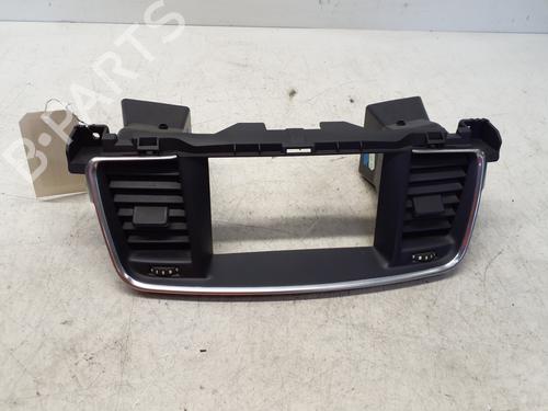 Used Air vent PEUGEOT 508 SW I (8E_) 1.6 HDi (115 hp) 29364811